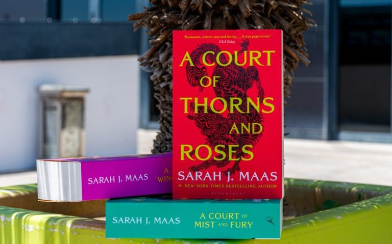 a court of thorns and roses characters